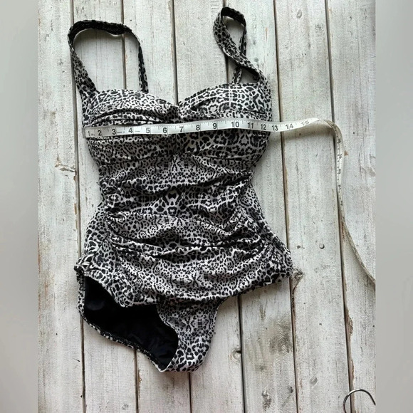 Nip Tuck Swimwear, cheetah print, ruched, one piece, adjustable, swimsuit, USA 6 - Picture 10 of 11